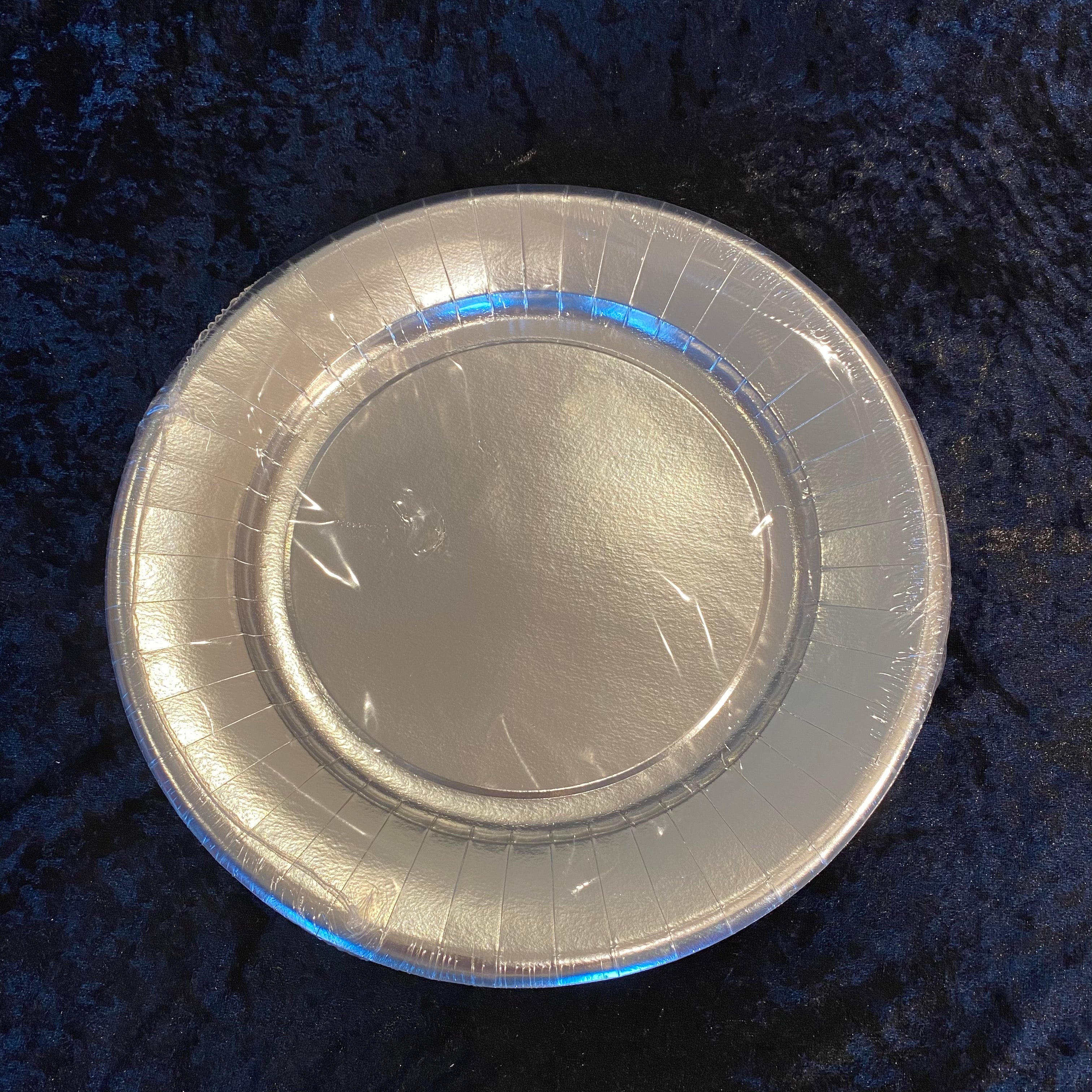 8 assietttes 28cm carton argent