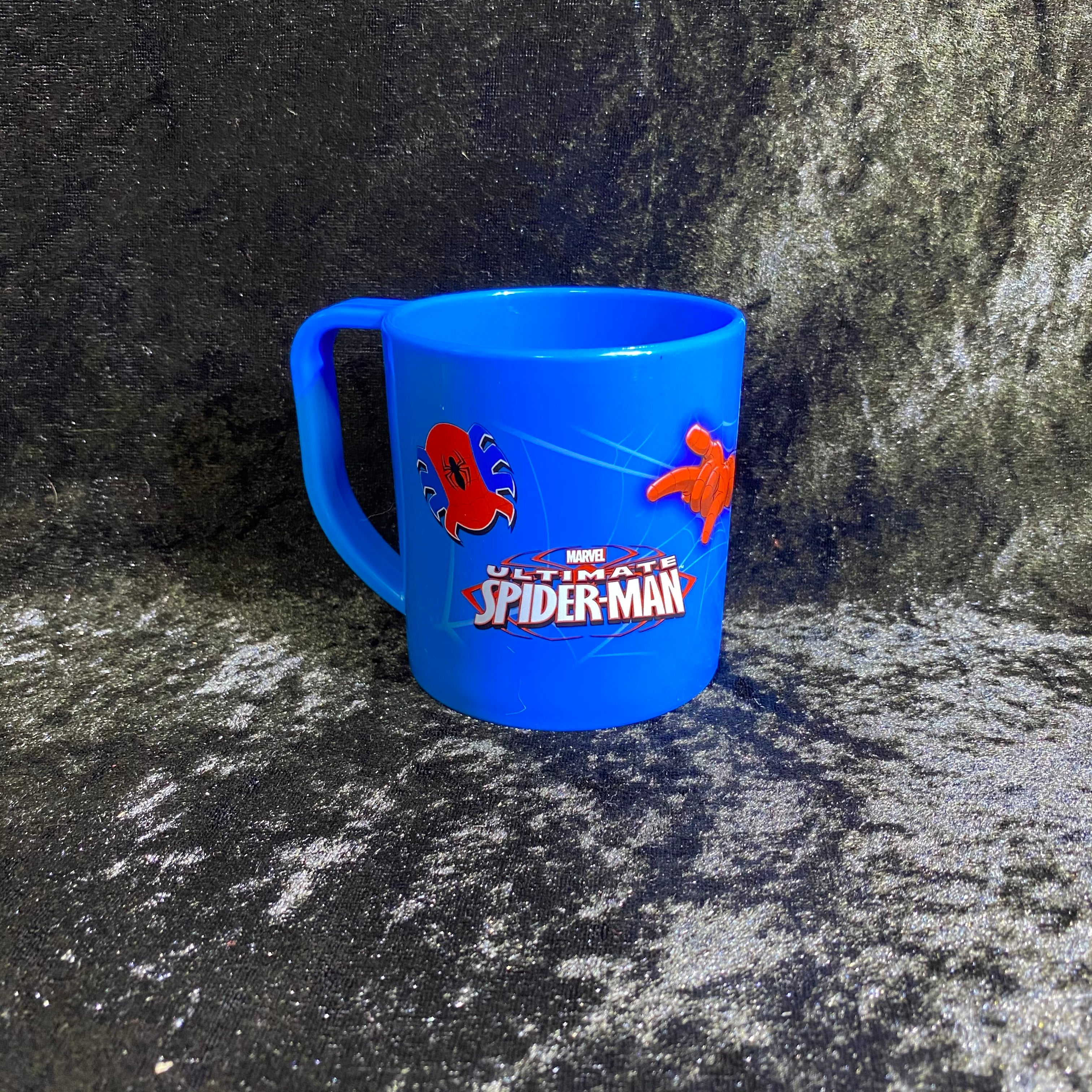 Vaisselle en plastique réutilisable Décor Disney/Marvel