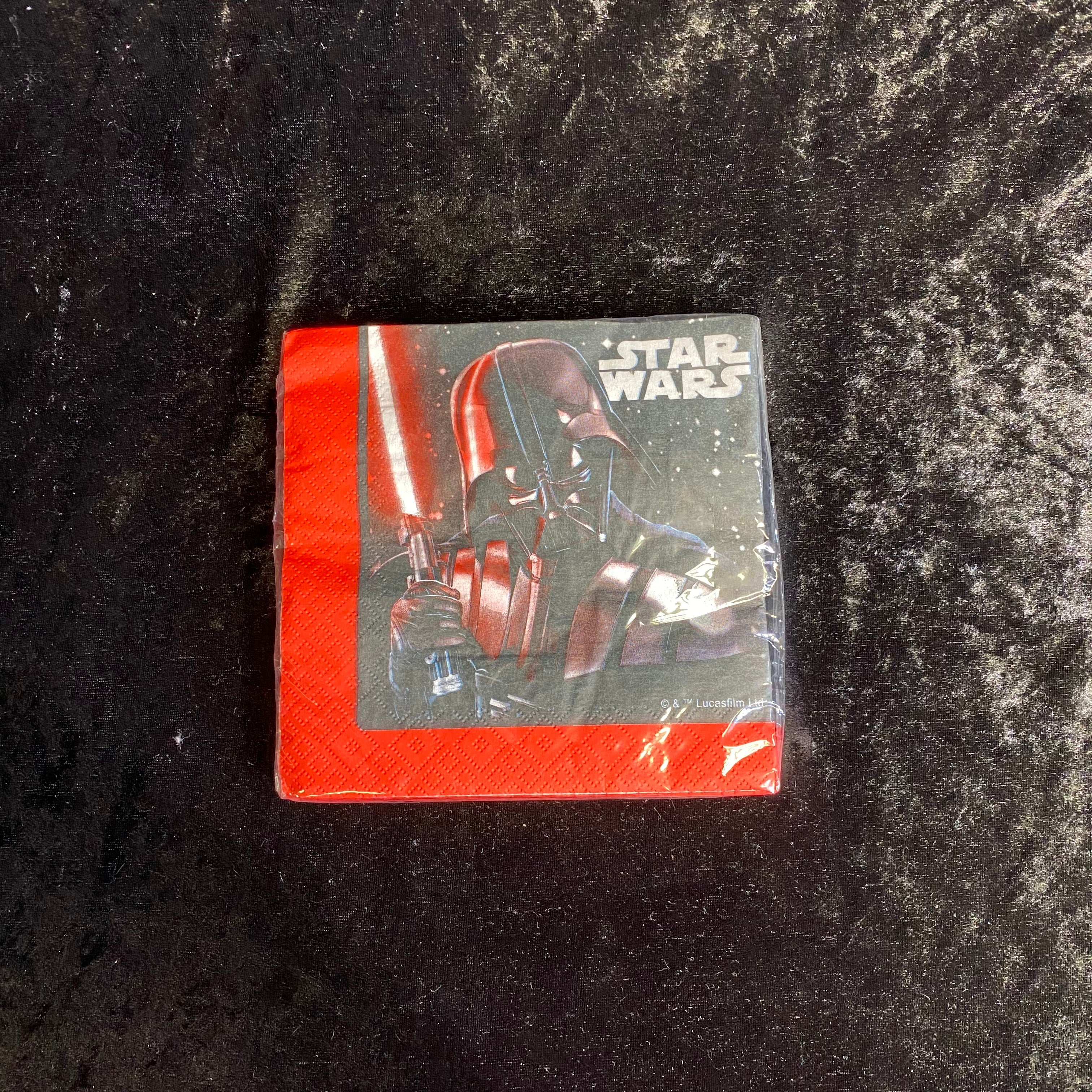 20 serviettes 2 plis 33x33cm Star Wars la bataille finale