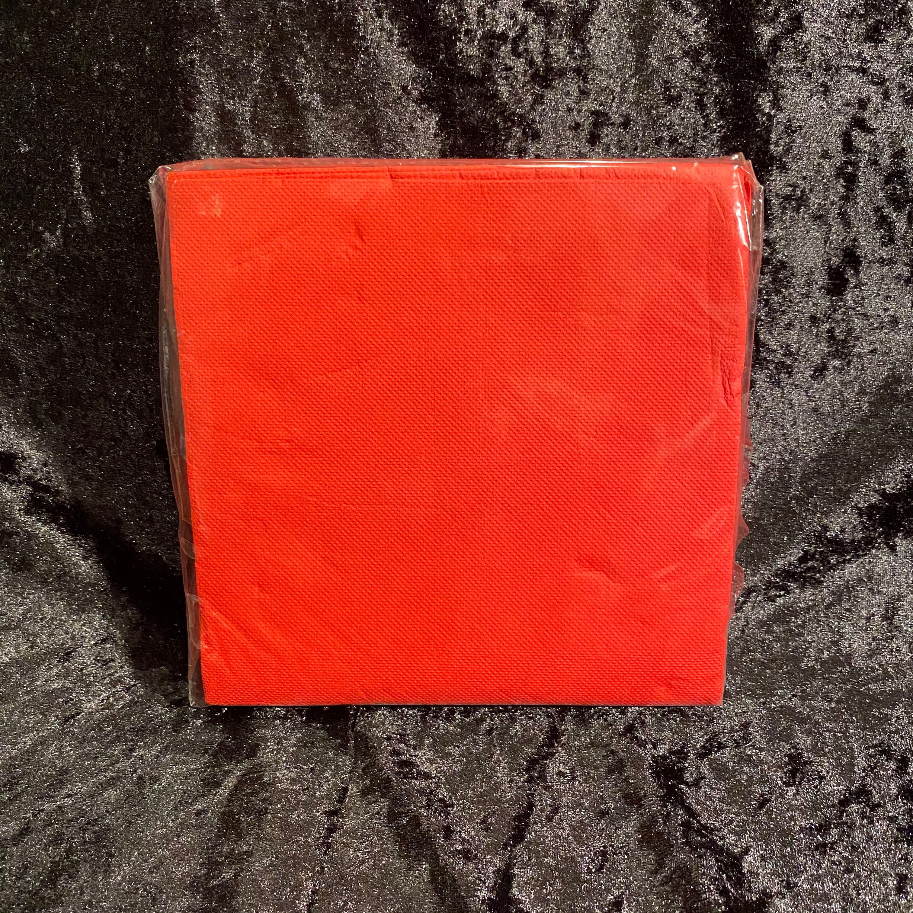 30 serviettes 38X38 textine rouges
